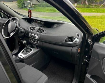 Черный Рено 4, объемом двигателя 0 л и пробегом 175 тыс. км за 8797 $, фото 7 на Automoto.ua