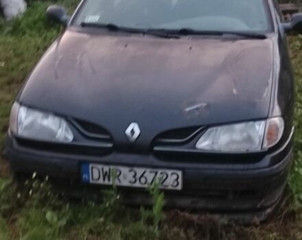 Черный Рено 4, объемом двигателя 0 л и пробегом 299 тыс. км за 250 $, фото 2 на Automoto.ua