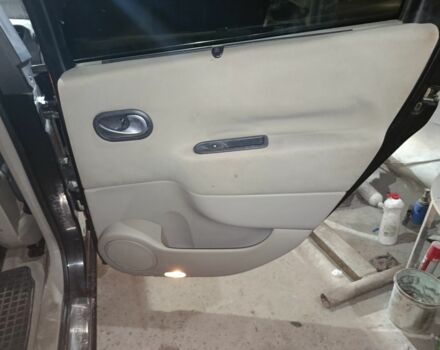 Черный Рено 4, объемом двигателя 1.6 л и пробегом 260 тыс. км за 4000 $, фото 6 на Automoto.ua