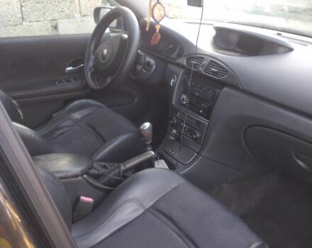 Черный Рено 4, объемом двигателя 2.2 л и пробегом 380 тыс. км за 3900 $, фото 1 на Automoto.ua