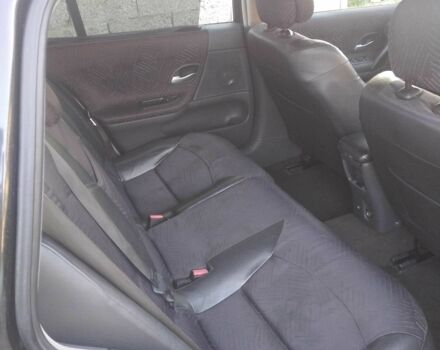 Черный Рено 4, объемом двигателя 2.2 л и пробегом 380 тыс. км за 3900 $, фото 2 на Automoto.ua