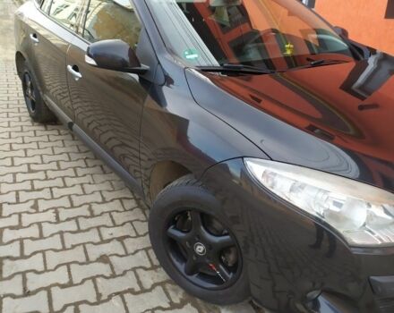 Черный Рено 4, объемом двигателя 0 л и пробегом 243 тыс. км за 8000 $, фото 1 на Automoto.ua