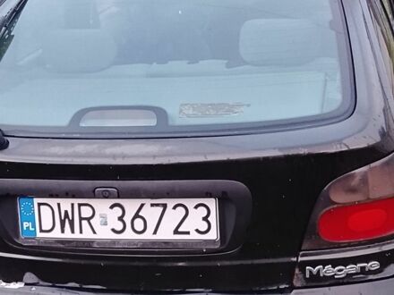 Черный Рено 4, объемом двигателя 0 л и пробегом 299 тыс. км за 250 $, фото 1 на Automoto.ua