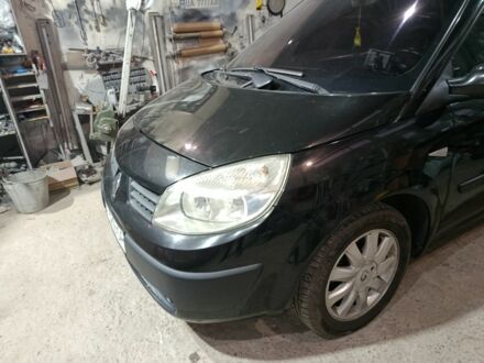 Рено 4 2004 в Белой Церкве на Automoto.ua Черный Рено 4, объемом двигателя 1.6 л и пробегом 260 тыс. км за 4000 $, фото 1 на Automoto.ua