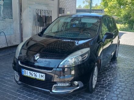 Чорний Рено 4, об'ємом двигуна 1.5 л та пробігом 225 тис. км за 8014 $, фото 1 на Automoto.ua
