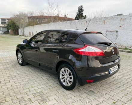 Рено 4 2013 в Одессе на Automoto.ua Коричневый Рено 4, объемом двигателя 1.5 л и пробегом 186 тыс. км за 8200 $, фото 16 на Automoto.ua