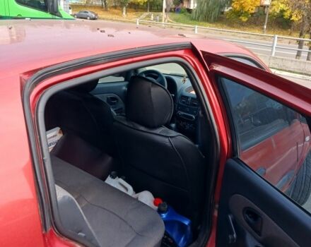 Рено 4 2005 в Киеве на Automoto.ua Красный Рено 4, объемом двигателя 1.4 л и пробегом 186 тыс. км за 3000 $, фото 8 на Automoto.ua