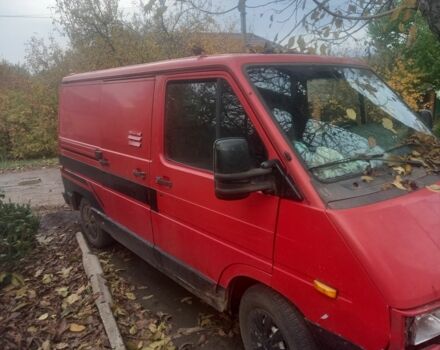 Красный Рено 4, объемом двигателя 0 л и пробегом 150 тыс. км за 357 $, фото 2 на Automoto.ua