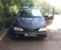 Красный Рено 4, объемом двигателя 6 л и пробегом 225 тыс. км за 1600 $, фото 2 на Automoto.ua