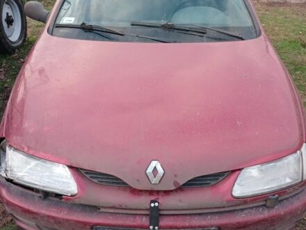 Красный Рено 4, объемом двигателя 0 л и пробегом 200 тыс. км за 710 $, фото 1 на Automoto.ua