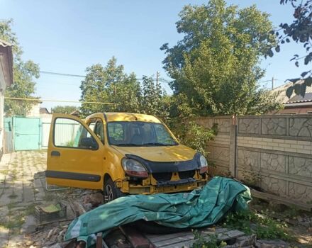 Желтый Рено 4, объемом двигателя 1.5 л и пробегом 270 тыс. км за 1700 $, фото 2 на Automoto.ua