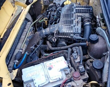 Жовтий Рено 4, об'ємом двигуна 1.5 л та пробігом 334 тис. км за 2000 $, фото 12 на Automoto.ua