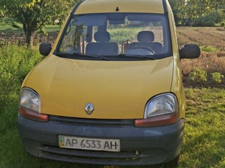 Жовтий Рено 4, об'ємом двигуна 0 л та пробігом 200 тис. км за 800 $, фото 1 на Automoto.ua