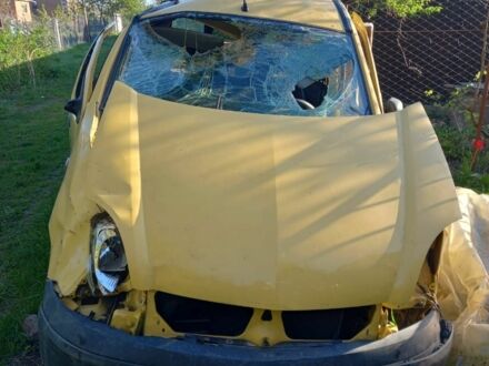 Рено 4 2008 в Виннице на Automoto.ua Желтый Рено 4, объемом двигателя 1.5 л и пробегом 251 тыс. км за 961 $, фото 1 на Automoto.ua
