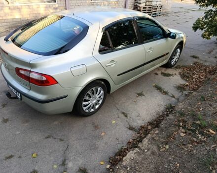 Рено 4 2003 в Николаеве на Automoto.ua Серый Рено 4, объемом двигателя 1.8 л и пробегом 270 тыс. км за 5000 $, фото 2 на Automoto.ua