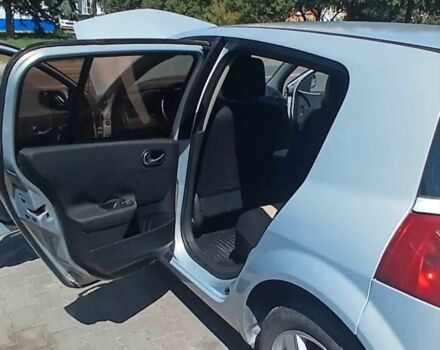 Серый Рено 4, объемом двигателя 1.5 л и пробегом 333 тыс. км за 3800 $, фото 8 на Automoto.ua