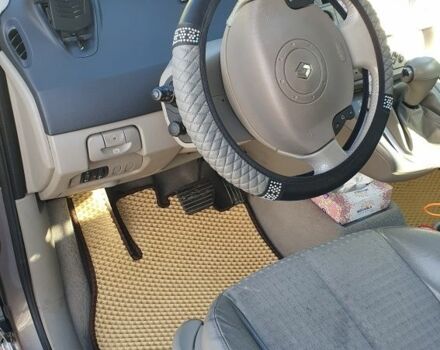 Серый Рено 4, объемом двигателя 2 л и пробегом 210 тыс. км за 4300 $, фото 4 на Automoto.ua