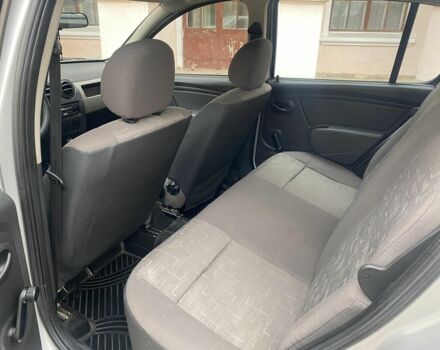 Серый Рено 4, объемом двигателя 1.4 л и пробегом 3 тыс. км за 3900 $, фото 7 на Automoto.ua