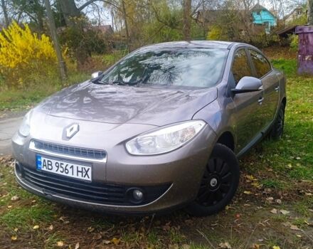 Рено 4 2011 в Немирове на Automoto.ua Серый Рено 4, объемом двигателя 1.5 л и пробегом 270 тыс. км за 5700 $, фото 1 на Automoto.ua