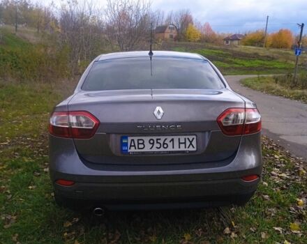 Рено 4 2011 в Немирове на Automoto.ua Серый Рено 4, объемом двигателя 1.5 л и пробегом 270 тыс. км за 5700 $, фото 2 на Automoto.ua