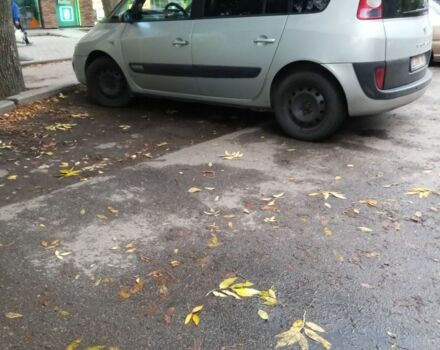 Серый Рено 4, объемом двигателя 3 л и пробегом 309 тыс. км за 2650 $, фото 3 на Automoto.ua