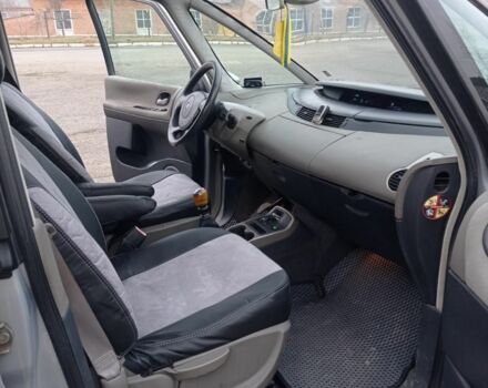 Серый Рено 4, объемом двигателя 2 л и пробегом 254 тыс. км за 4600 $, фото 4 на Automoto.ua