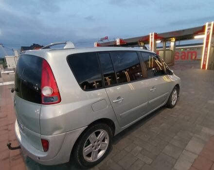 Рено 4 2003 в Хусте на Automoto.ua Серый Рено 4, объемом двигателя 2.2 л и пробегом 300 тыс. км за 1700 $, фото 3 на Automoto.ua