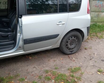 Серый Рено 4, объемом двигателя 3 л и пробегом 309 тыс. км за 2650 $, фото 6 на Automoto.ua