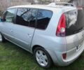 Серый Рено 4, объемом двигателя 2 л и пробегом 260 тыс. км за 3100 $, фото 1 на Automoto.ua
