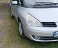 Серый Рено 4, объемом двигателя 2 л и пробегом 230 тыс. км за 4700 $, фото 2 на Automoto.ua
