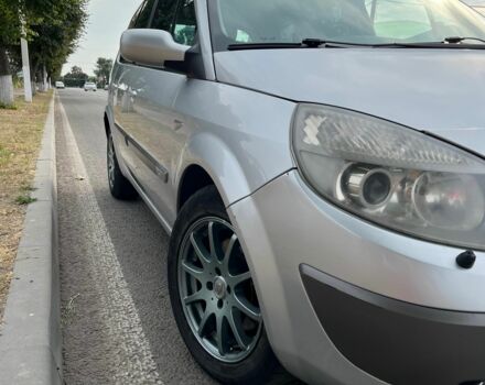 Серый Рено 4, объемом двигателя 2 л и пробегом 430 тыс. км за 3799 $, фото 2 на Automoto.ua