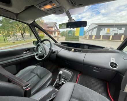 Серый Рено 4, объемом двигателя 2 л и пробегом 420 тыс. км за 5300 $, фото 5 на Automoto.ua