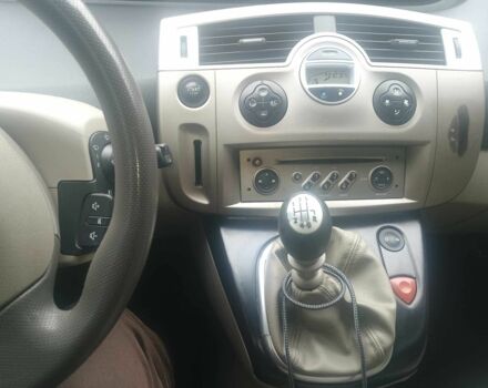 Сірий Рено 4, об'ємом двигуна 1.9 л та пробігом 320 тис. км за 4800 $, фото 8 на Automoto.ua