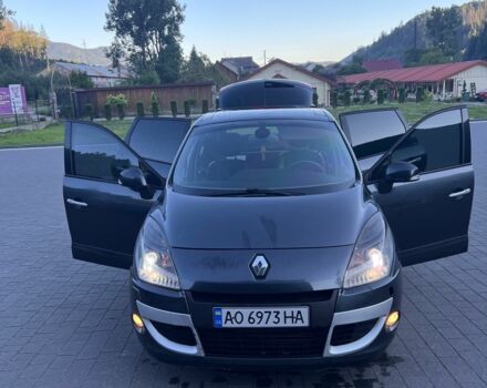 Сірий Рено 4, об'ємом двигуна 2 л та пробігом 356 тис. км за 6200 $, фото 2 на Automoto.ua