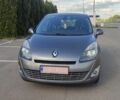 Серый Рено 4, объемом двигателя 0 л и пробегом 270 тыс. км за 7400 $, фото 1 на Automoto.ua