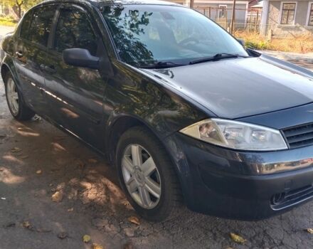 Рено 4 2004 в Подольск (Котовск) на Automoto.ua Серый Рено 4, объемом двигателя 1.6 л и пробегом 273 тыс. км за 4300 $, фото 1 на Automoto.ua