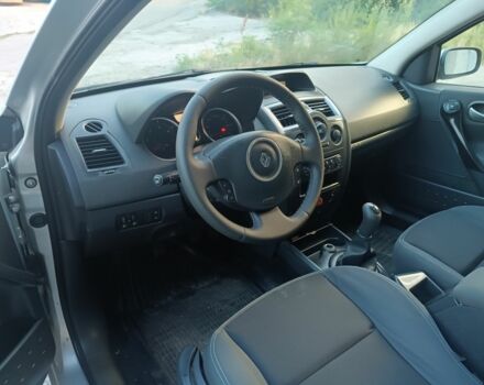 Серый Рено 4, объемом двигателя 1.5 л и пробегом 290 тыс. км за 4800 $, фото 6 на Automoto.ua