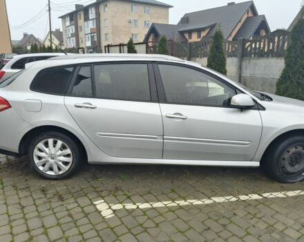 Серый Рено 4, объемом двигателя 1 л и пробегом 248 тыс. км за 3800 $, фото 2 на Automoto.ua