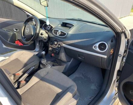 Сірий Рено 4, об'ємом двигуна 1.5 л та пробігом 270 тис. км за 5200 $, фото 6 на Automoto.ua