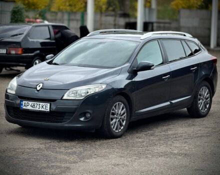 Серый Рено 4, объемом двигателя 1.5 л и пробегом 332 тыс. км за 7500 $, фото 1 на Automoto.ua