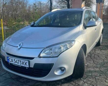 Сірий Рено 4, об'ємом двигуна 1.5 л та пробігом 210 тис. км за 7300 $, фото 3 на Automoto.ua