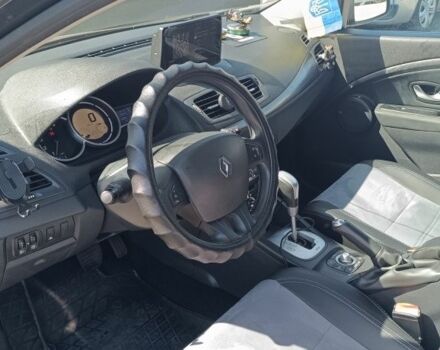 Серый Рено 4, объемом двигателя 1.5 л и пробегом 332 тыс. км за 7500 $, фото 10 на Automoto.ua