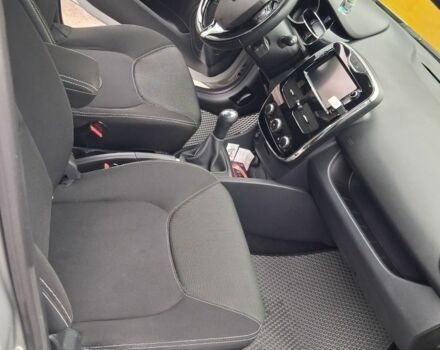 Серый Рено 4, объемом двигателя 1.5 л и пробегом 237 тыс. км за 7950 $, фото 9 на Automoto.ua