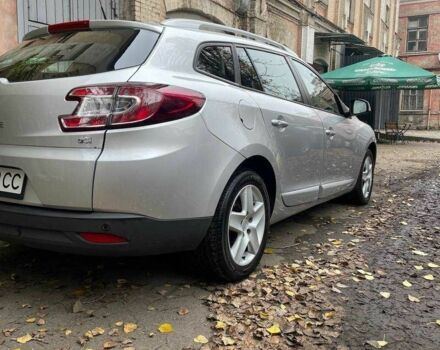 Серый Рено 4, объемом двигателя 1.5 л и пробегом 281 тыс. км за 7400 $, фото 2 на Automoto.ua