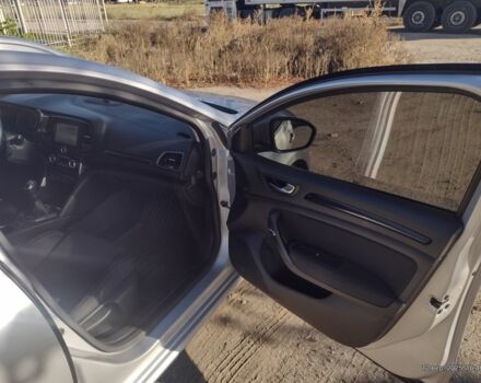 Серый Рено 4, объемом двигателя 1.5 л и пробегом 237 тыс. км за 12200 $, фото 5 на Automoto.ua