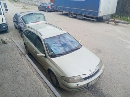 Сірий Рено 4, об'ємом двигуна 2.2 л та пробігом 320 тис. км за 1600 $, фото 1 на Automoto.ua