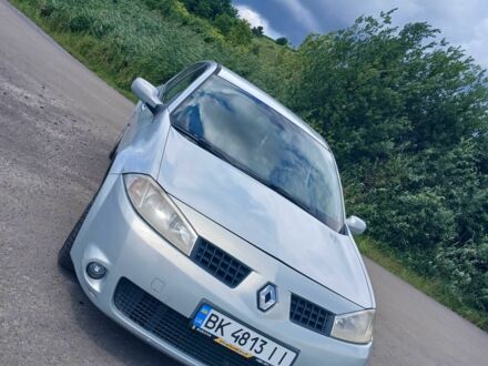 Серый Рено 4, объемом двигателя 1.5 л и пробегом 306 тыс. км за 3750 $, фото 1 на Automoto.ua