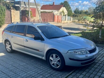 Рено 4 2004 в Херсоне на Automoto.ua Серый Рено 4, объемом двигателя 1.9 л и пробегом 320 тыс. км за 1635 $, фото 1 на Automoto.ua