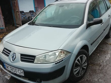 Серый Рено 4, объемом двигателя 1.4 л и пробегом 205 тыс. км за 3900 $, фото 1 на Automoto.ua