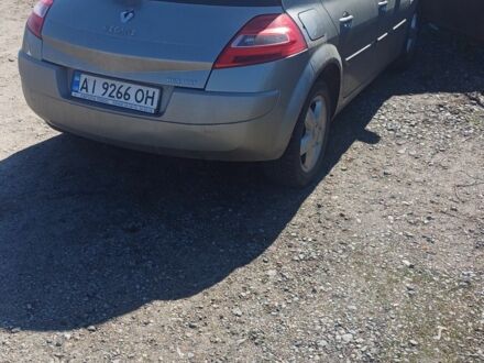 Серый Рено 4, объемом двигателя 1 л и пробегом 139 тыс. км за 4999 $, фото 1 на Automoto.ua